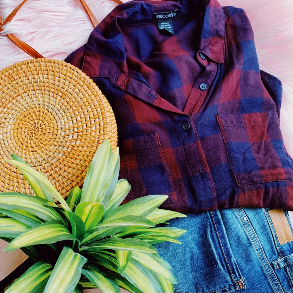 🔸3 for $25🔸 Button Down Maroon/Purple Flannel
